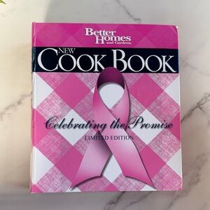 Better Homes and Gardens Limited Edition Pink Checkered Cook Book